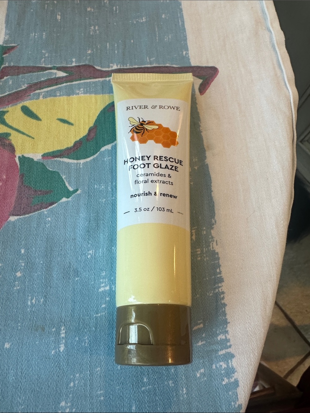 River & Rowe Honey Rescue Foot Glaze - Yellow